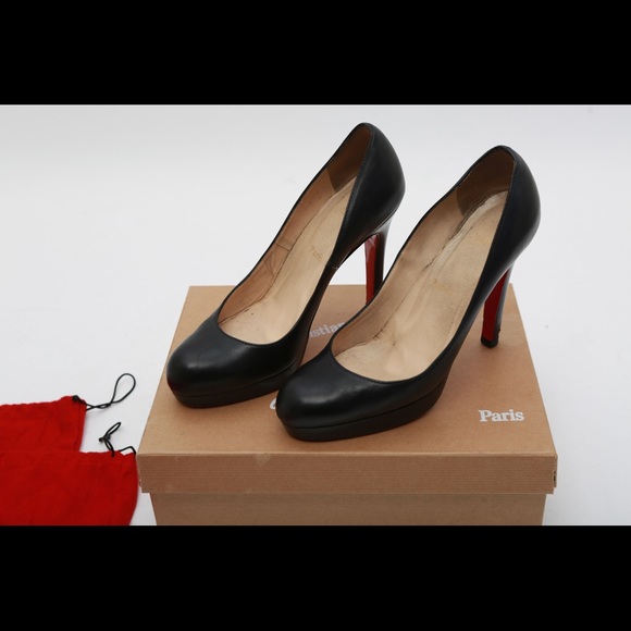 Black high heels - Picture 2 of 11